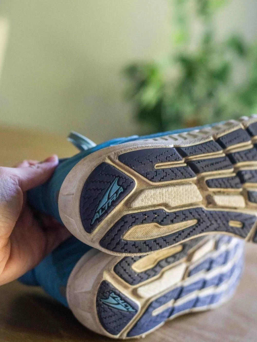 Altra Women's Torin 7 Running Shoes in Blue